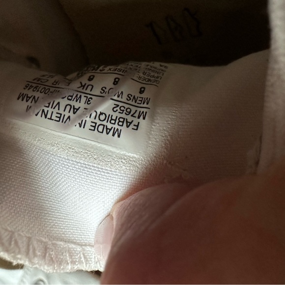 Converse low top sneakers ⭐️ - Picture 6 of 6